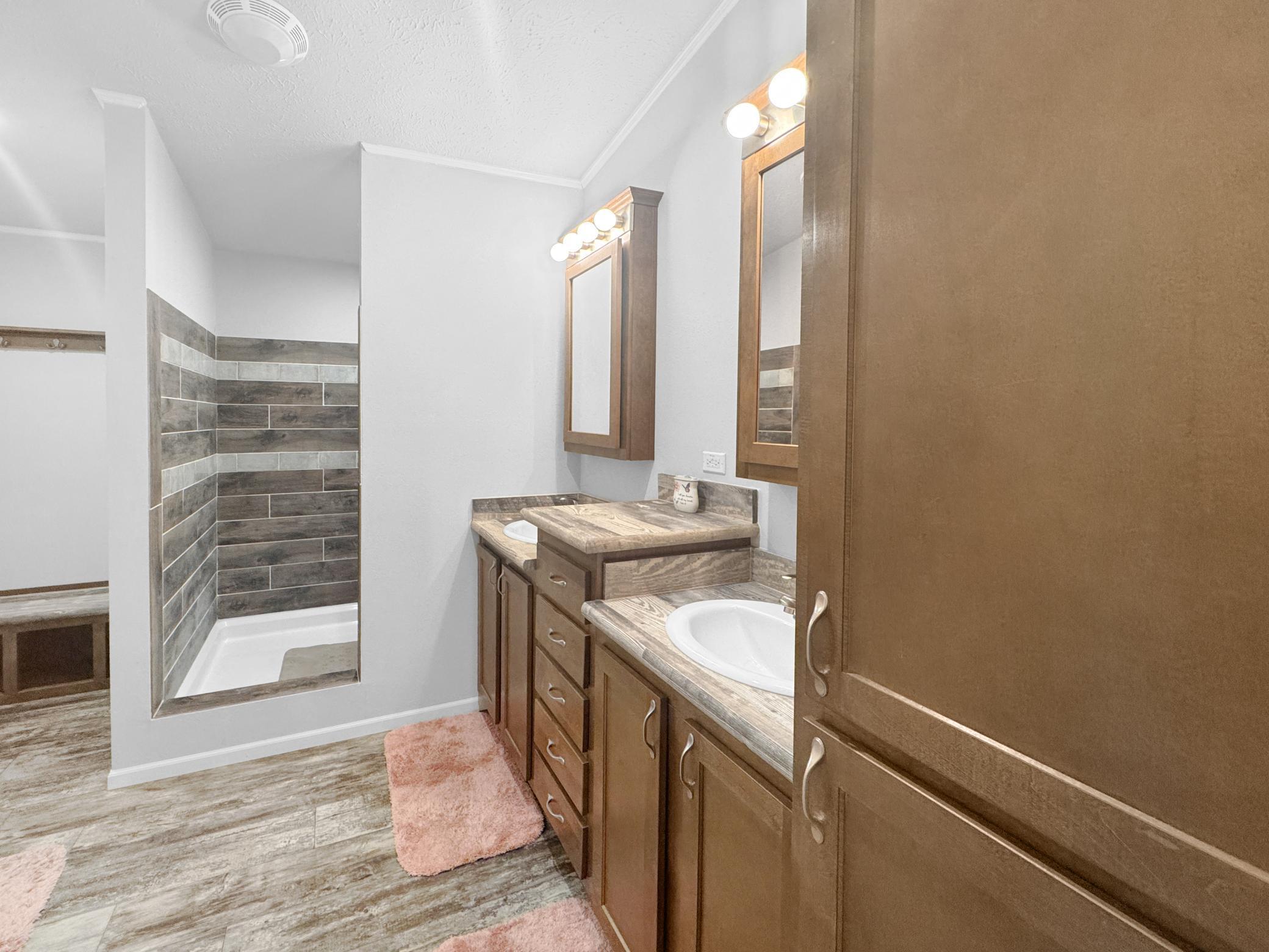 7 Robbins Drive Tracy, MN 56175 - Photo 11 of 19