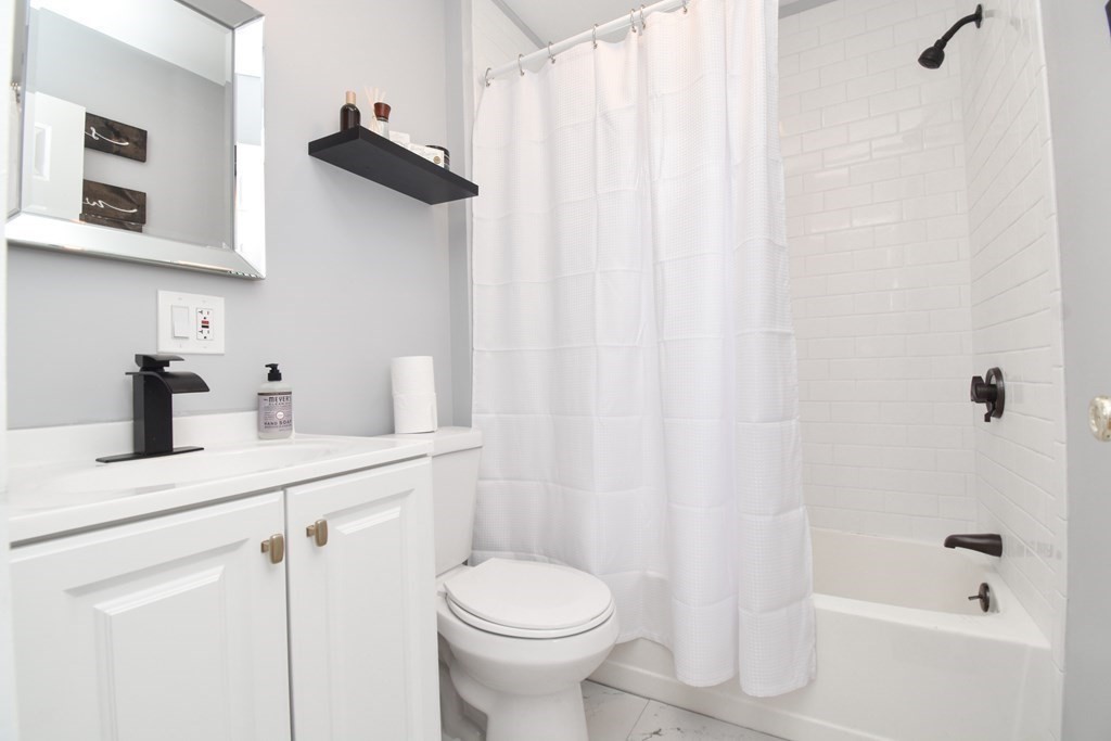 187 Westminster Street Springfield, MA 01109 - Photo 29 of 42 Gallery Image 29