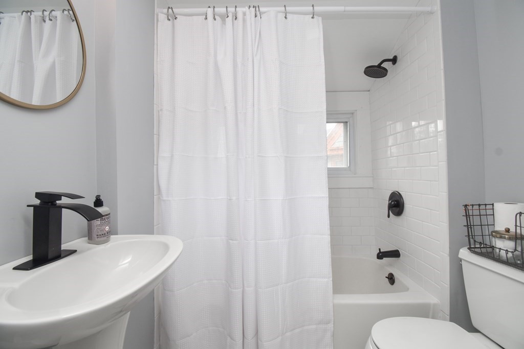 187 Westminster Street Springfield, MA 01109 - Photo 33 of 42 Gallery Image 33