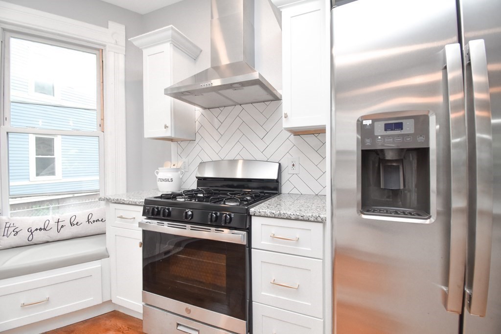 187 Westminster Street Springfield, MA 01109 - Photo 7 of 42 Gallery Image 7