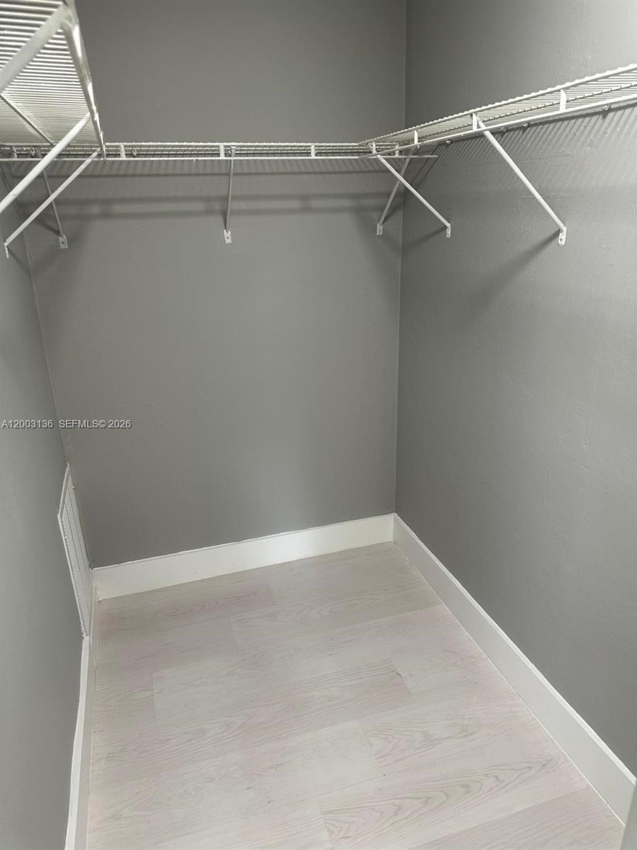 2016 Miami Road, Unit B Fort Lauderdale, FL 33316 - Photo 15 of 27