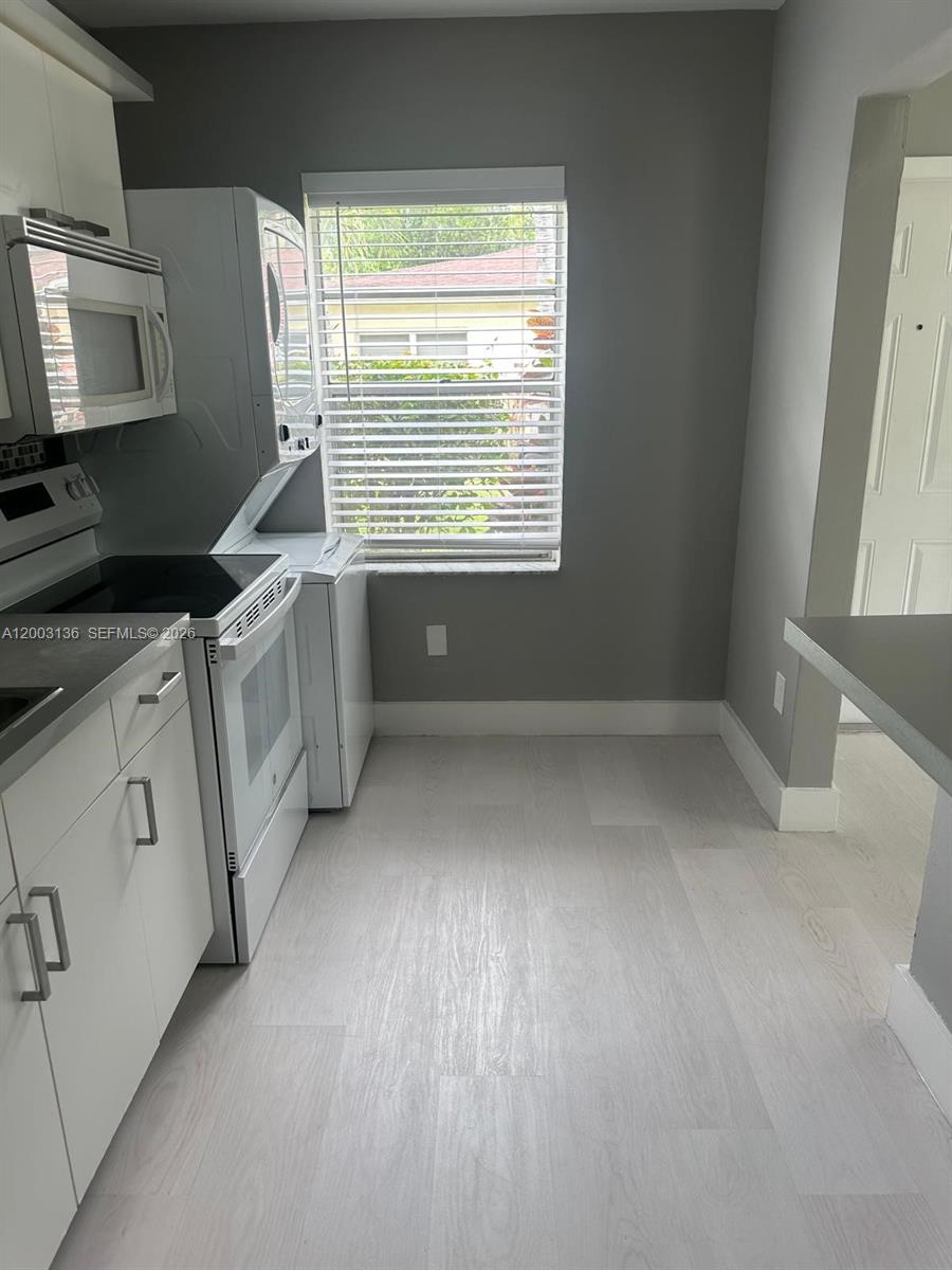 2016 Miami Road, Unit B Fort Lauderdale, FL 33316 - Photo 22 of 27