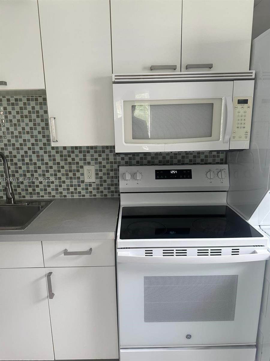 2016 Miami Road, Unit B Fort Lauderdale, FL 33316 - Photo 24 of 27