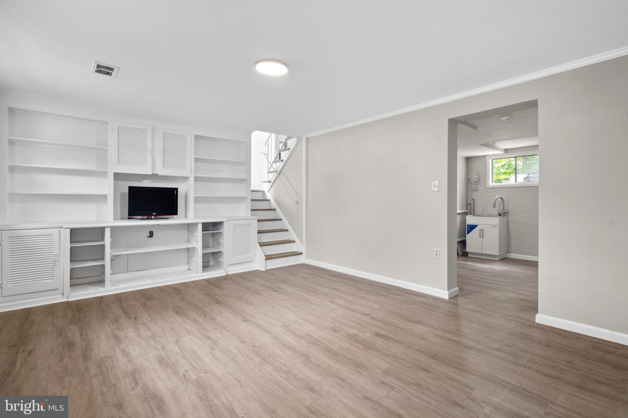 4102 Isbell Street Silver Spring, MD 20906 - Photo 24 of 34 Family Room