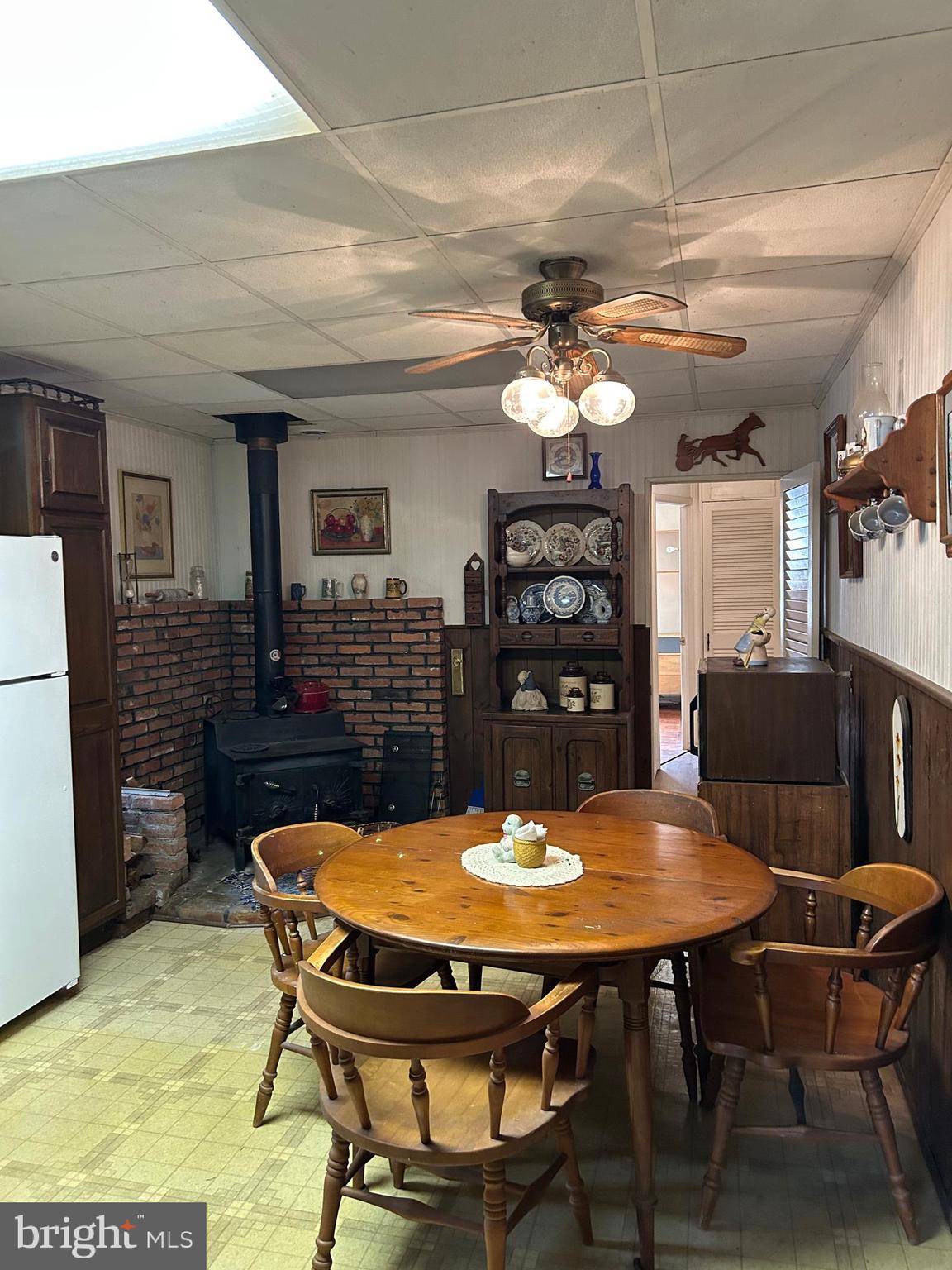 124 Karl Drive Dover, DE 19901 - Photo 40 of 58 a view of a dining room with furniture
