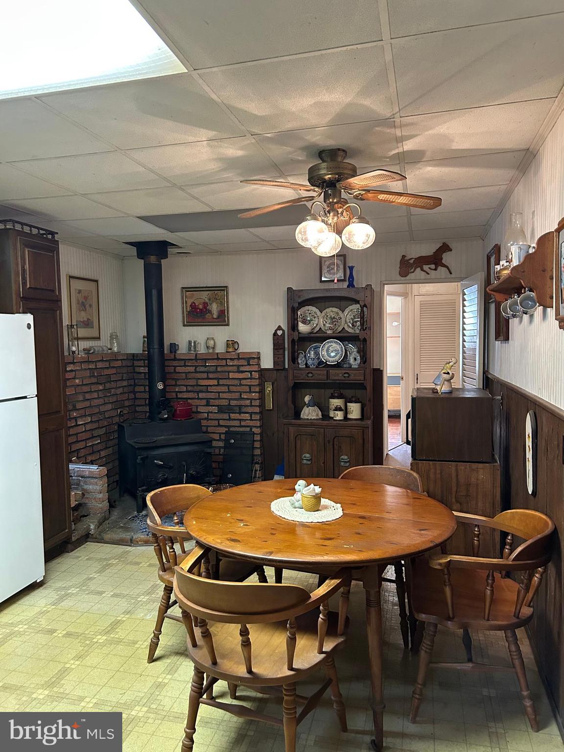 124 Karl Drive Dover, DE 19901 - Photo 41 of 58 a view of a dining room with furniture