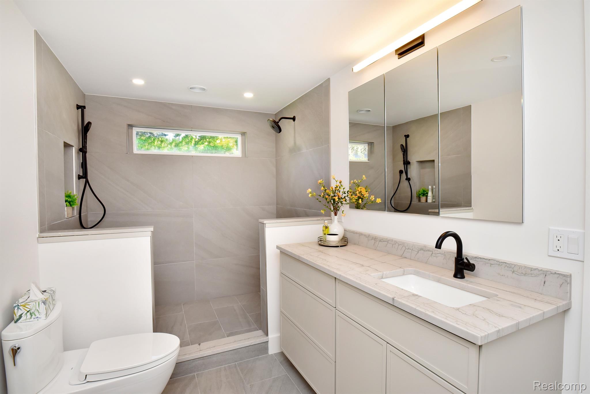 1654 Bracken Road Bloomfield Hills, MI 48302 - Photo 25 of 37 Gallery Image 25