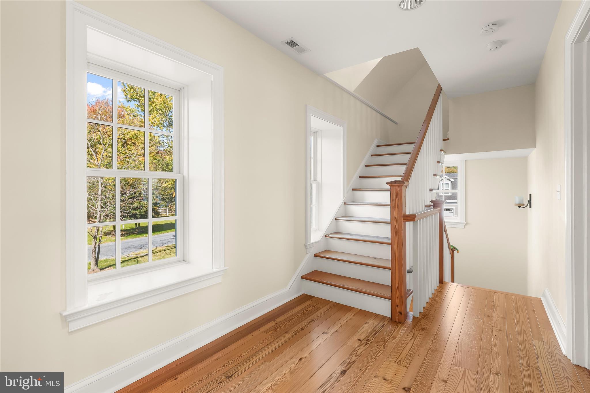 122 Queen Anne Road Stevensville, MD 21666 - Photo 66 of 100 Secondary Stair