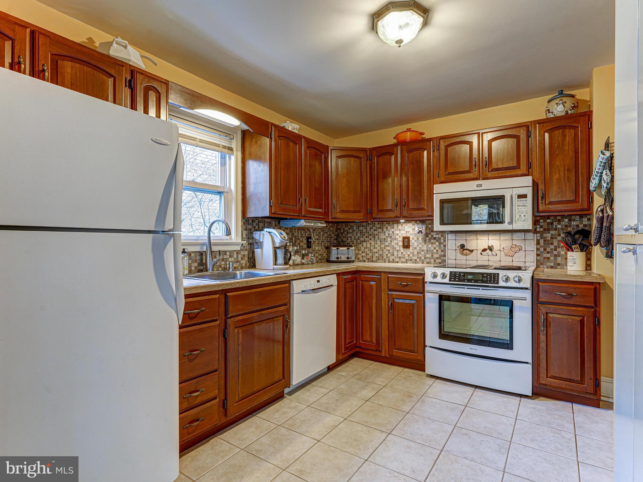 533 Ridge Avenue Media, PA 19063 - Photo 8 of 29 Gallery Image 8