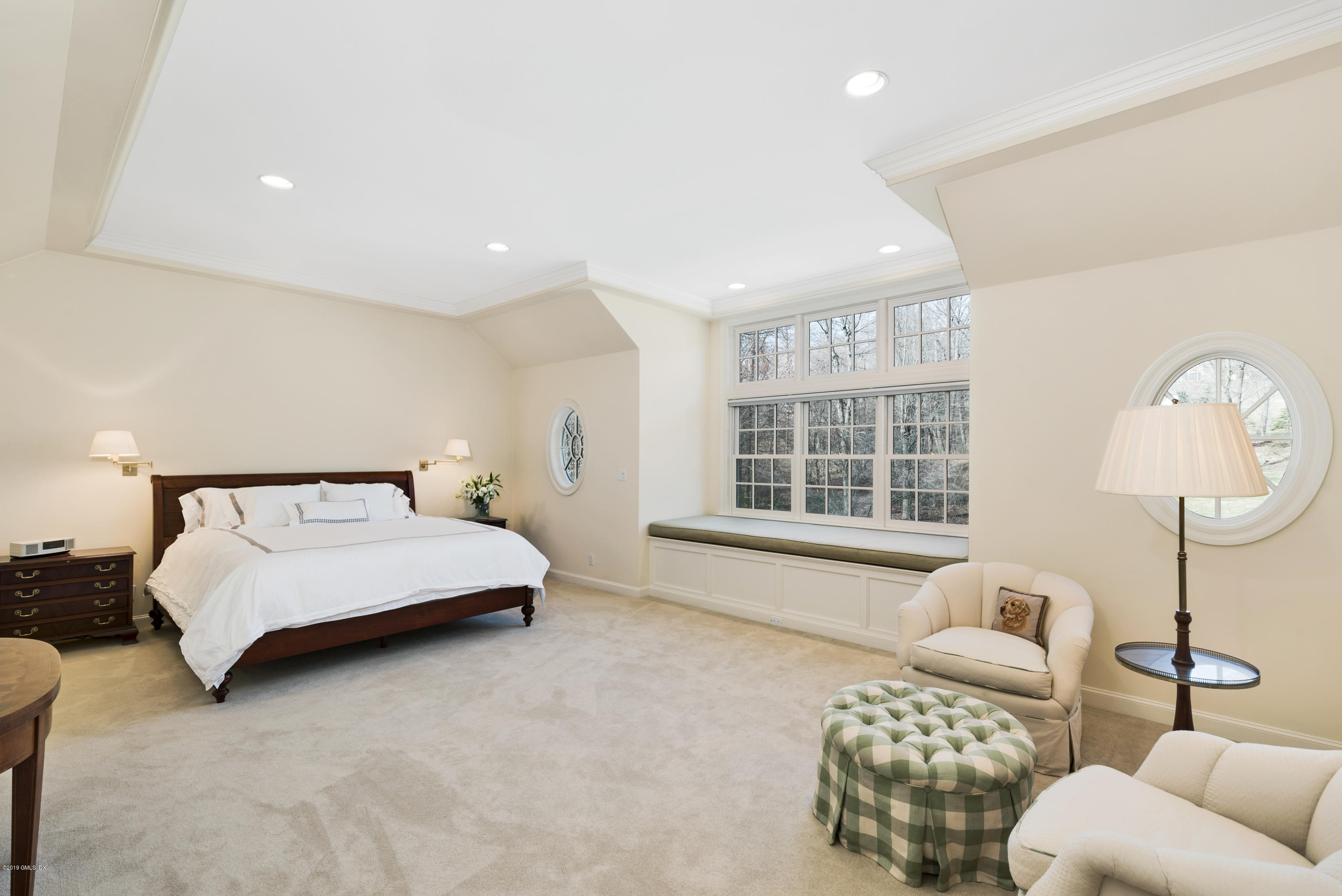 99 Hunting Ridge Road Greenwich, CT 06831 - Photo 23 of 32 17. master bedroom