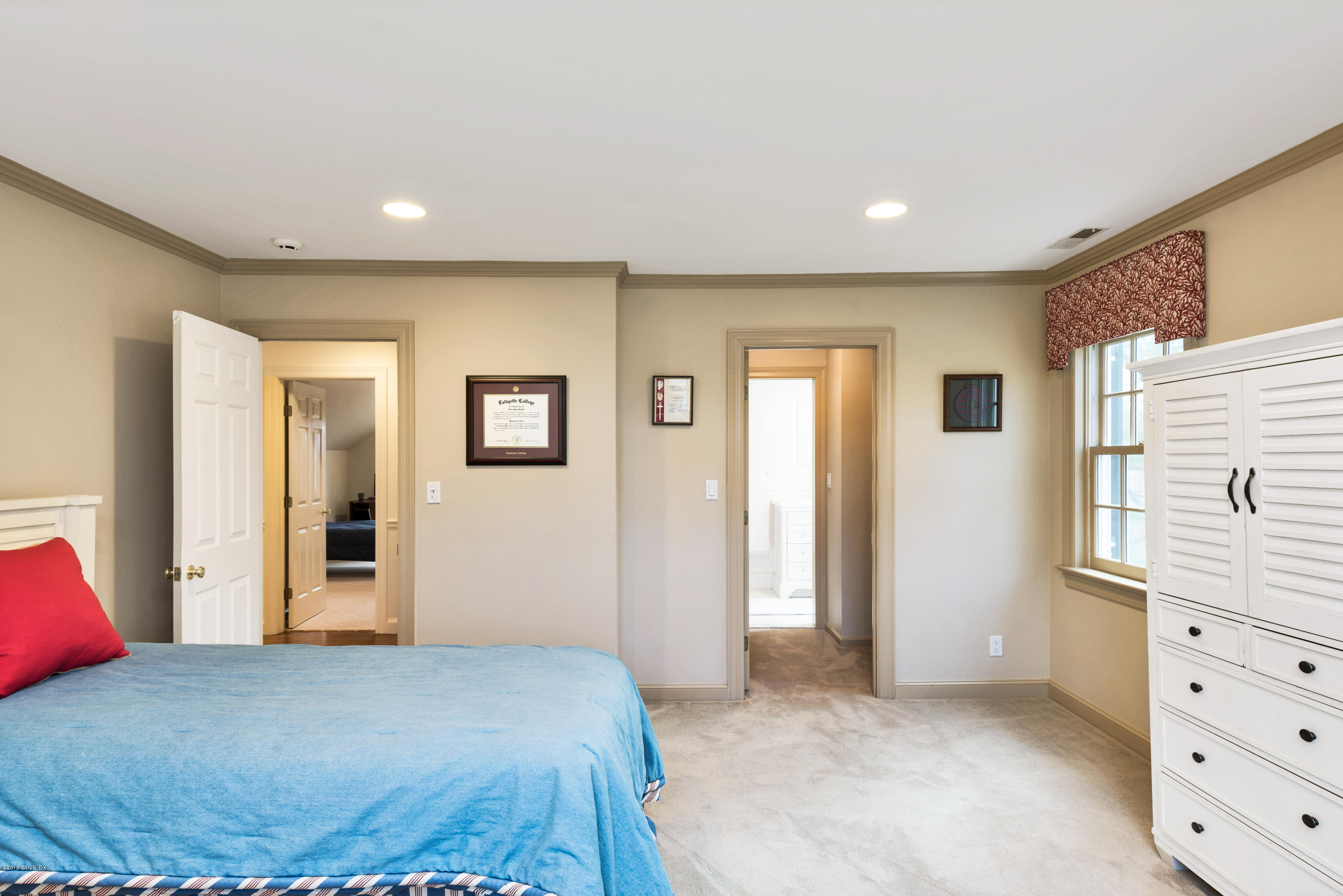 99 Hunting Ridge Road Greenwich, CT 06831 - Photo 29 of 32 22.5. bedroom