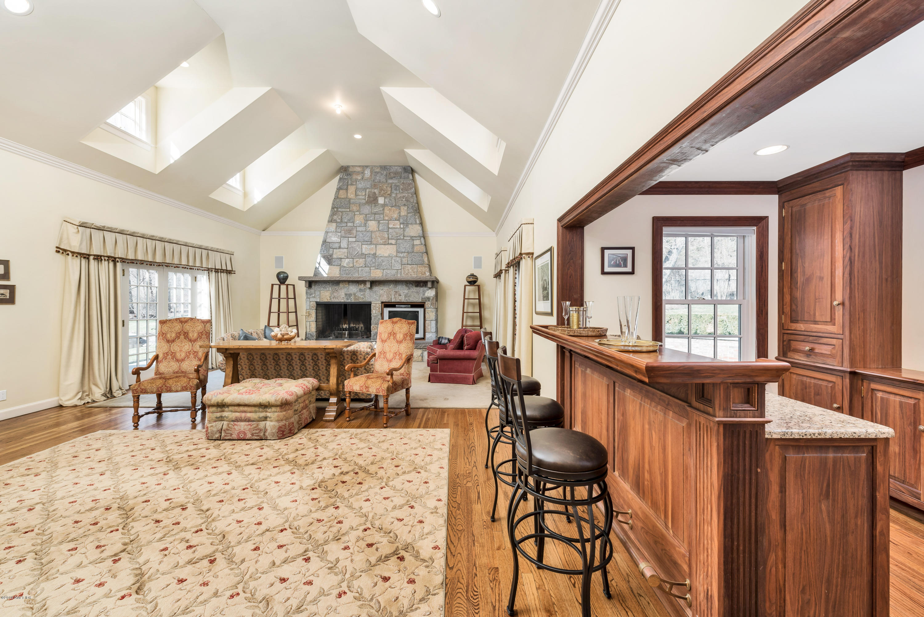 99 Hunting Ridge Road Greenwich, CT 06831 - Photo 10 of 32 9. family room