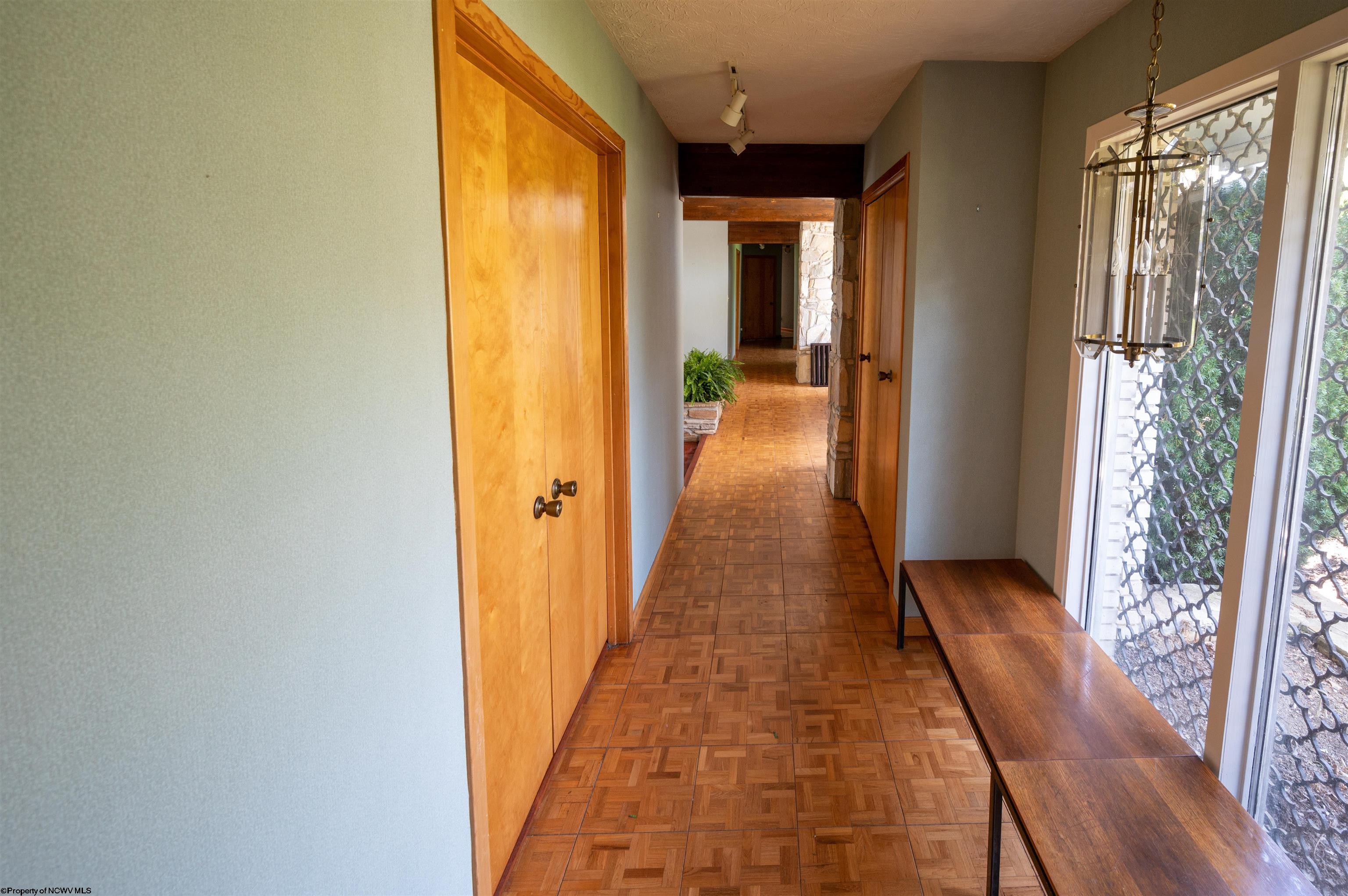 43 Linwood Road Morgantown, WV 26505 - Photo 9 of 30 Gallery Image 9
