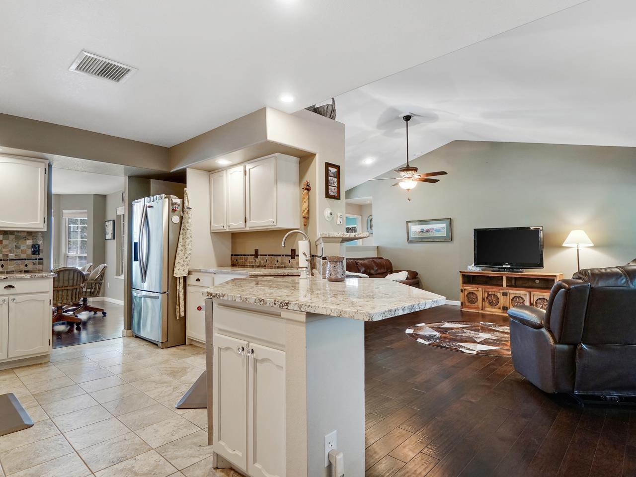 543 23 Road Grand Junction, CO 81507 - Photo 9 of 38 Gallery Image 9