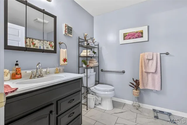 $359,900 | 50 Swan Lane, Farmington, MO 63640