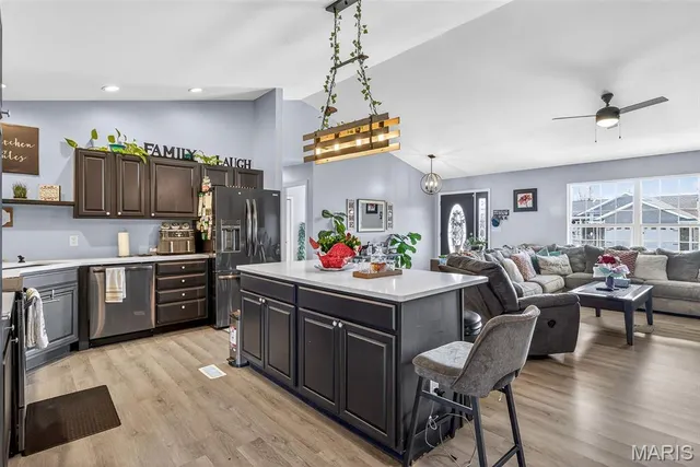 $359,900 | 50 Swan Lane, Farmington, MO 63640