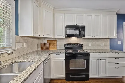 $650,000 | 1485 Sheridan Road Northeast, Atlanta, GA 30324
