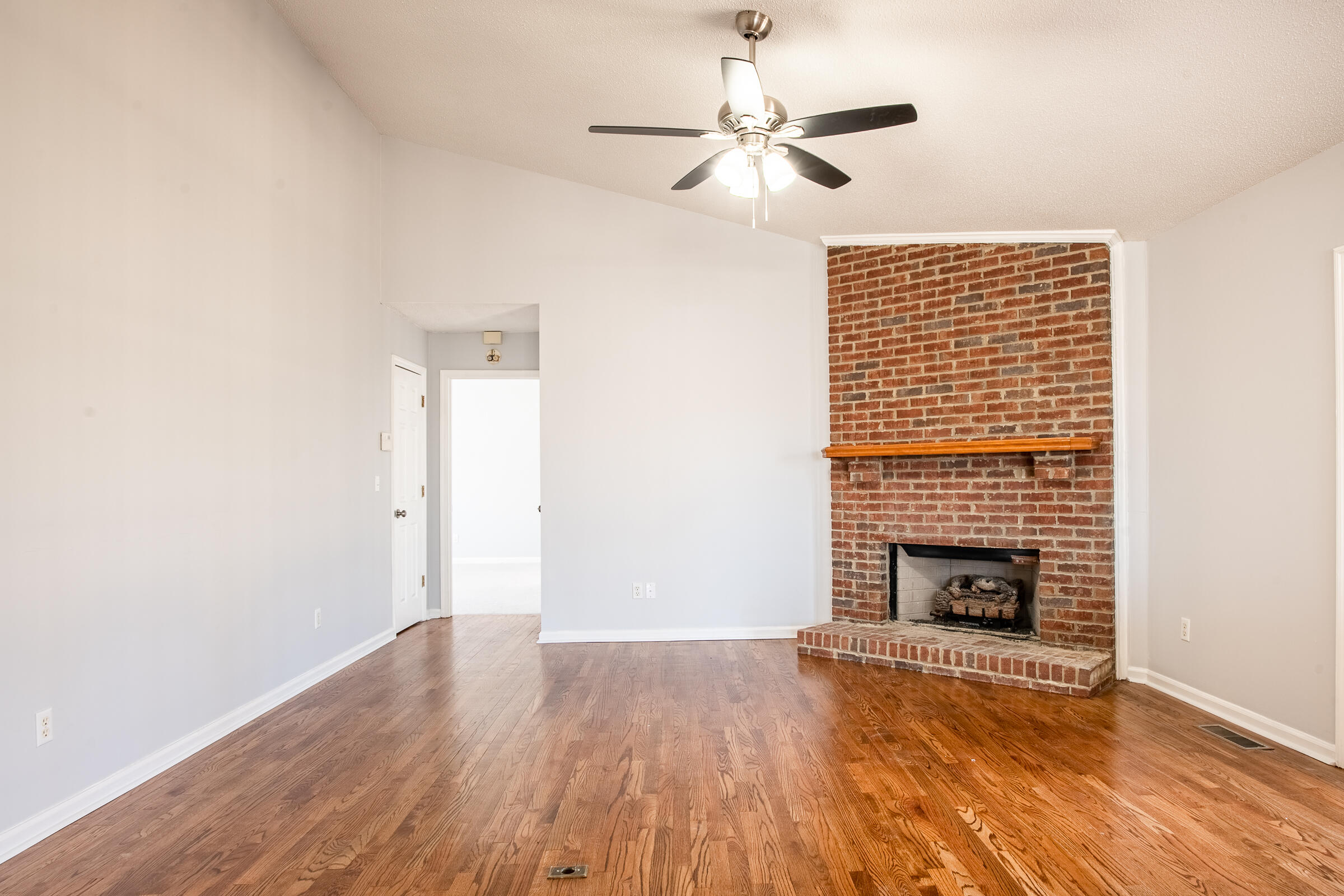 571 Hickory Ridge Trail Ringgold, GA 30736 - Photo 3 of 24 Hickory Ridge-11