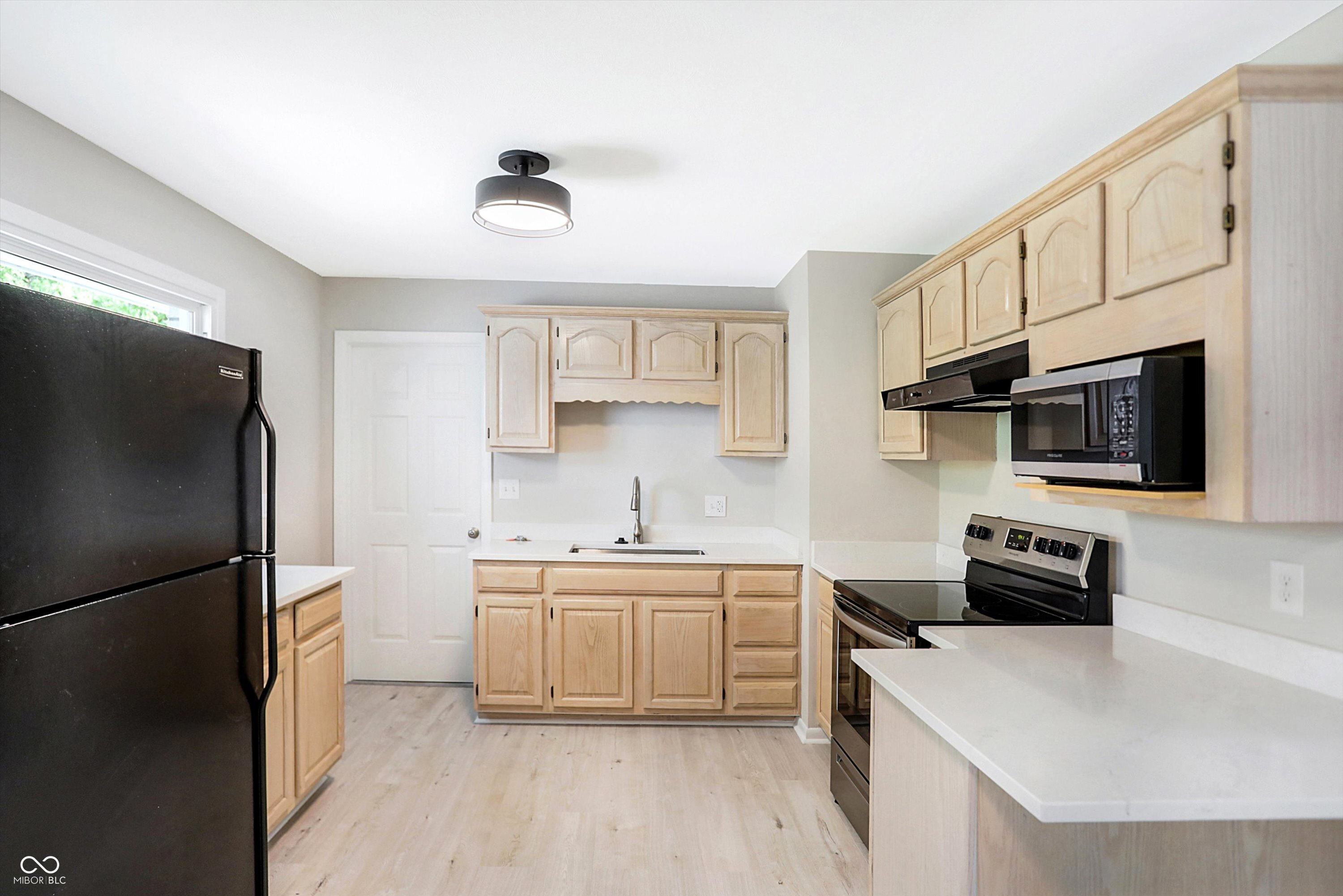 542 North Centerline Road Franklin, IN 46131 - Photo 12 of 49 Gallery Image 12
