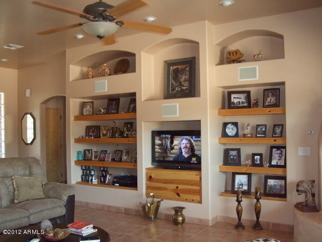 377 South Prospectors Road Apache Junction, AZ 85119 - Photo 22 of 43 MEDIA NICHE IN GREAT ROOM