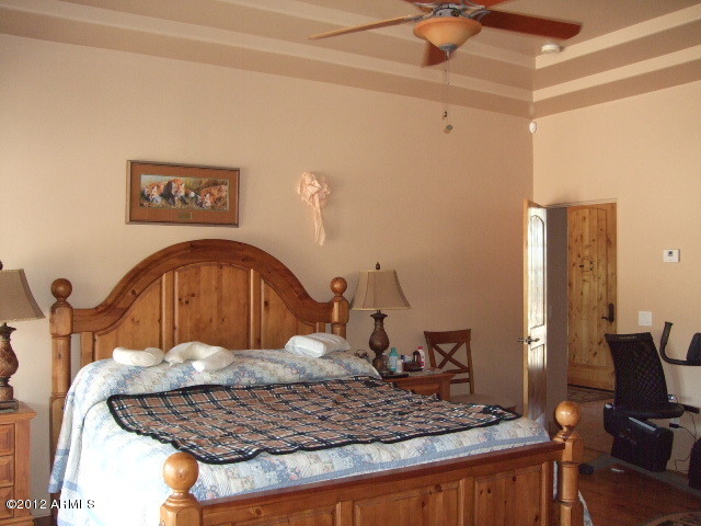 377 South Prospectors Road Apache Junction, AZ 85119 - Photo 35 of 43 MASTER BEDROOM