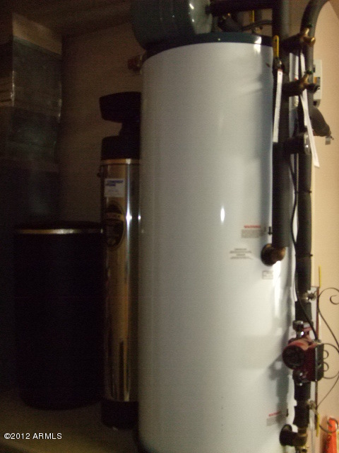377 South Prospectors Road Apache Junction, AZ 85119 - Photo 10 of 43 SOLAR WATER HEATER