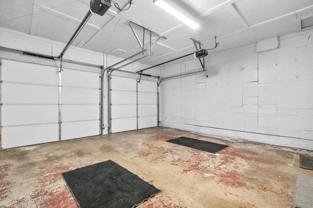 a view of a garage