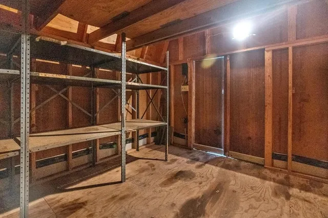 a view of walk in closet