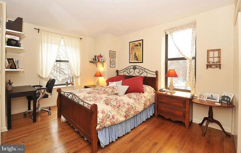 2633 Adams Mill Road Northwest, Unit 201 Washington, DC 20009 - Photo 6 of 8 Master Bedroom