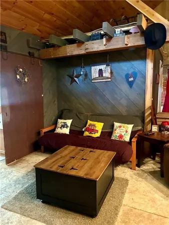 $189,999 | 9894 Mountain Road, Urbana, NY 14840