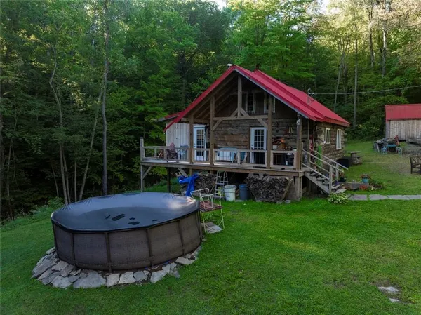 $189,999 | 9894 Mountain Road, Urbana, NY 14840