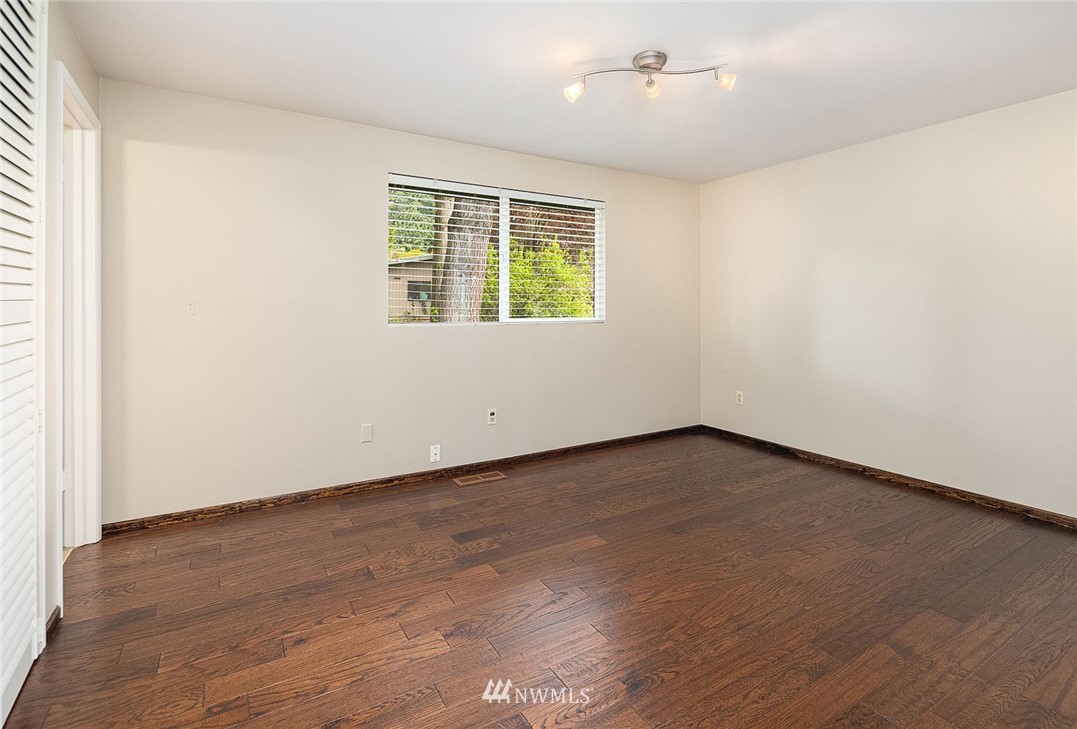15602 118th Place Northeast Bothell, WA 98011 - Photo 12 of 25 Gallery Image 12