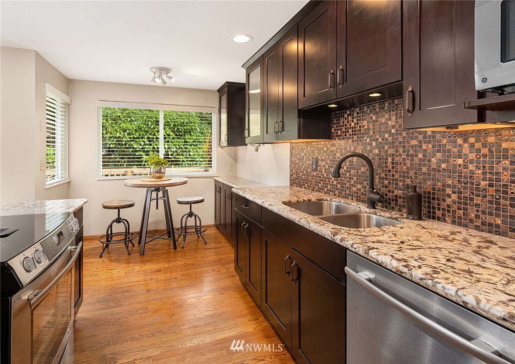 15602 118th Place Northeast Bothell, WA 98011 - Photo 8 of 25 Gallery Image 8