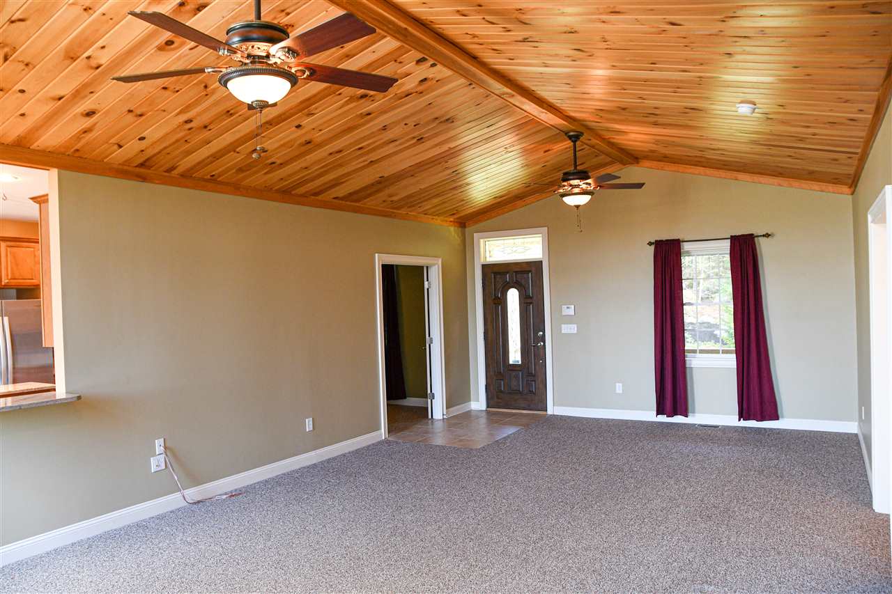 118 Whitefield Road Bethlehem, NH 03574 - Photo 12 of 36