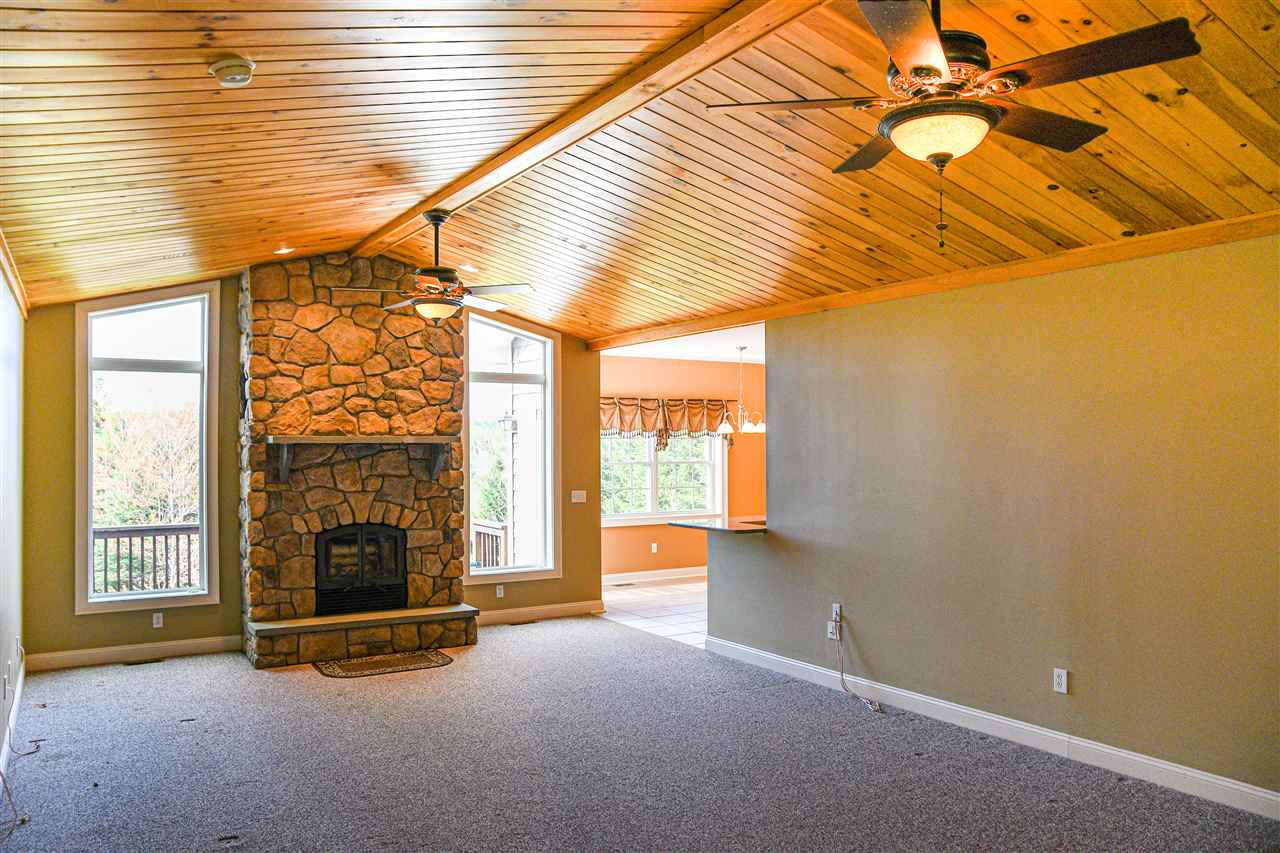 118 Whitefield Road Bethlehem, NH 03574 - Photo 13 of 36