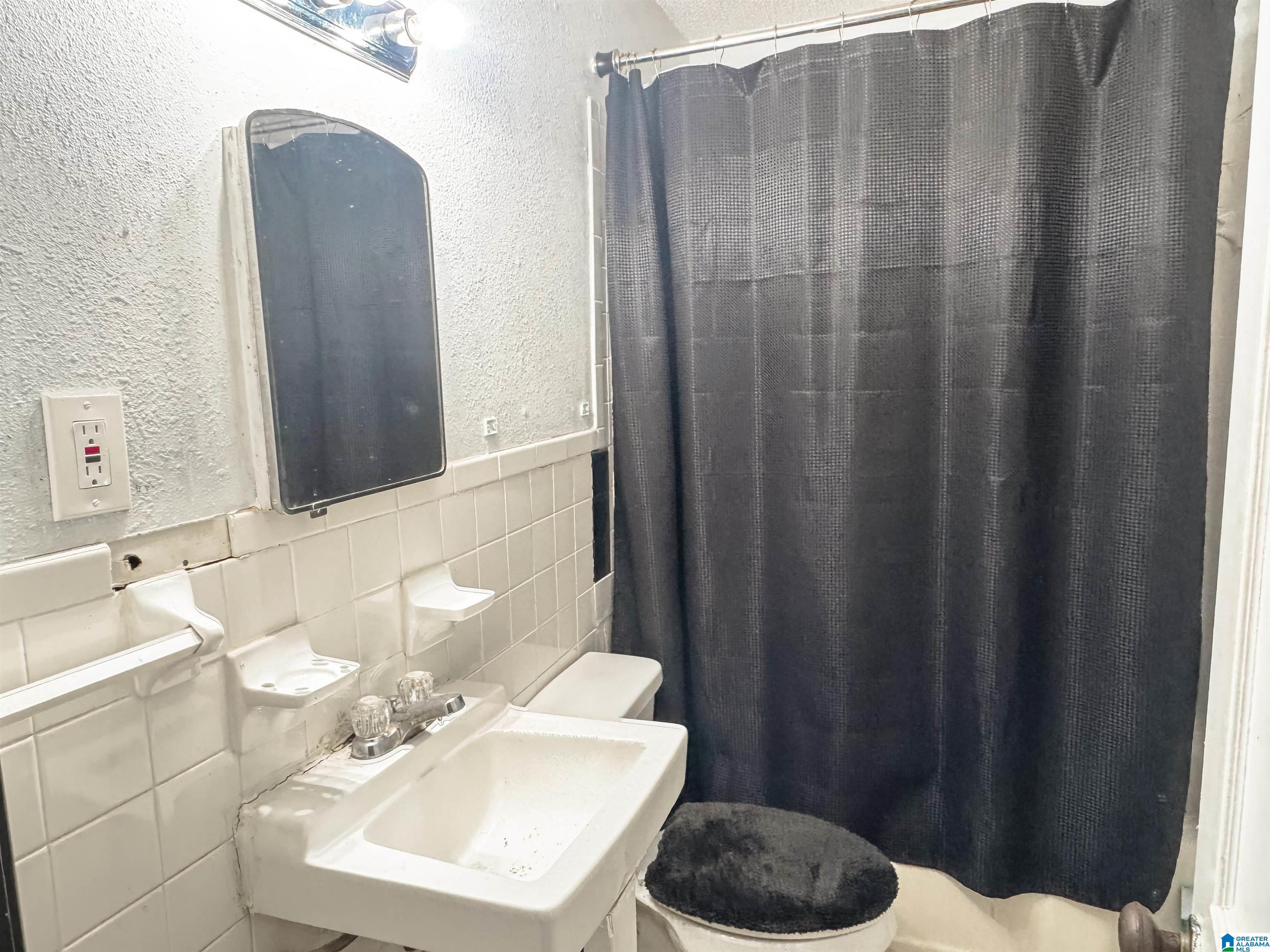 727 Glenwood Road Talladega, AL 35160 - Photo 15 of 16