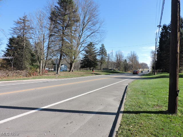 4631 Center Road Lowellville, OH 44436 - Photo 3 of 24 Gallery Image 3
