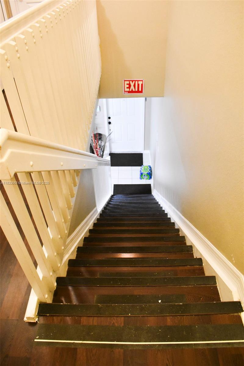 9123 Southwest 152nd Path Miami, FL 33196 - Photo 11 of 52