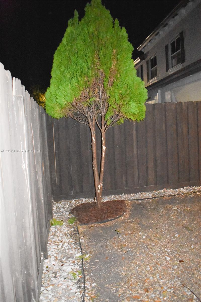 9123 Southwest 152nd Path Miami, FL 33196 - Photo 18 of 52