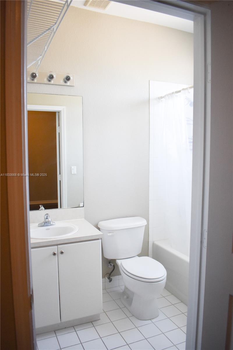 9123 Southwest 152nd Path Miami, FL 33196 - Photo 32 of 52