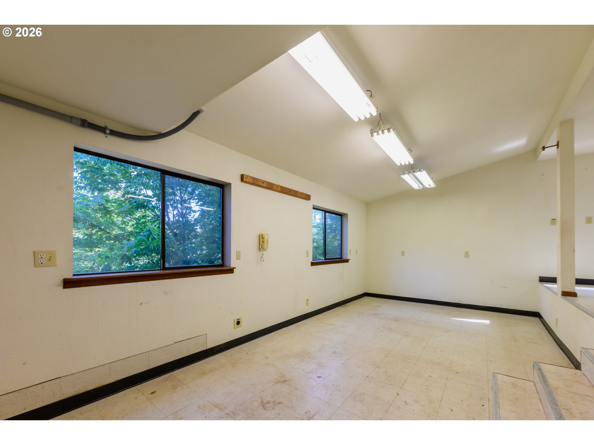 85465 Eagles Aerie Road Eugene, OR 97405 - Photo 23 of 30