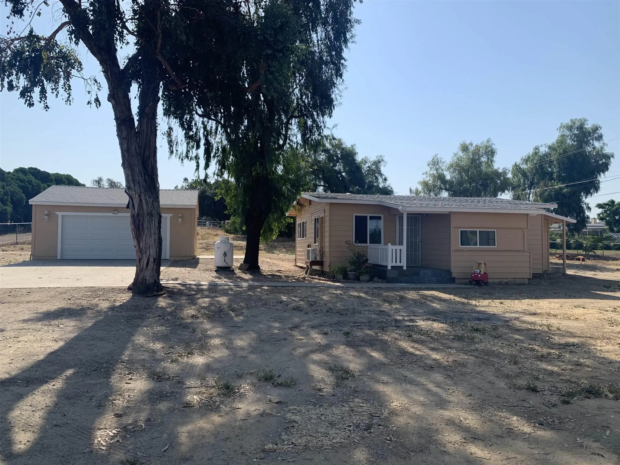 1310 Barnett Road Ramona, CA 92065 - Photo 2 of 41 Gallery Image 2