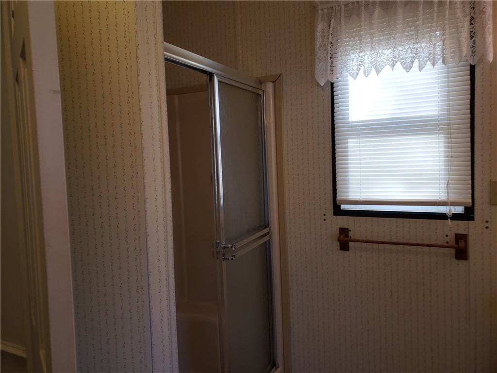 53 Lear Drive Coventry, RI 02816 - Photo 16 of 21 Primary private bathroom