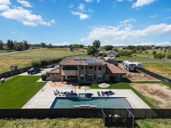 $1,589,000 | 17703 El Camino Road, Madera, CA 93636