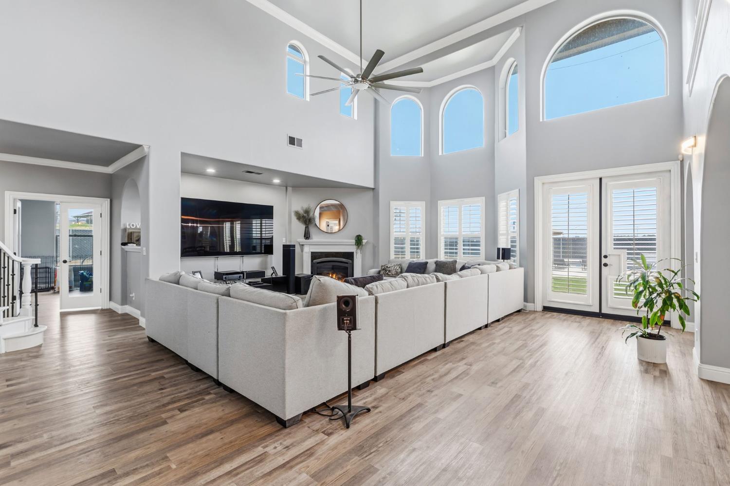 17703 El Camino Road Madera, CA 93636 - Photo 23 of 64 a living room with stainless steel appliances kitchen island furniture and a kitchen view