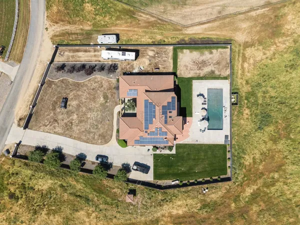 $1,589,000 | 17703 El Camino Road, Madera, CA 93636
