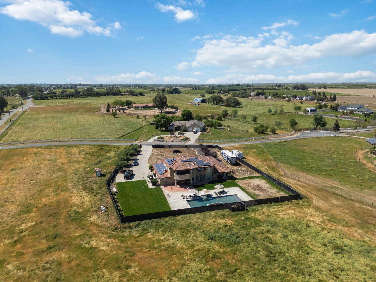 17703 El Camino Road Madera, CA 93636 - Photo 4 of 4