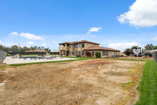 $1,589,000 | 17703 El Camino Road, Madera, CA 93636