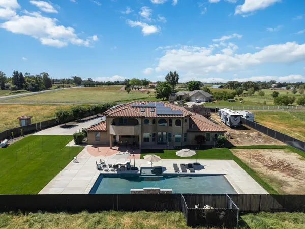 $1,589,000 | 17703 El Camino Road, Madera, CA 93636