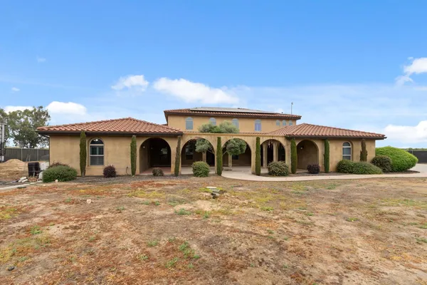 $1,589,000 | 17703 El Camino Road, Madera, CA 93636